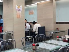 大堂-义顺牛奶公司