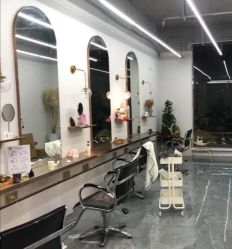 -茶发Salon·烫发染发理发