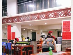 大堂-黄师奶甜品店