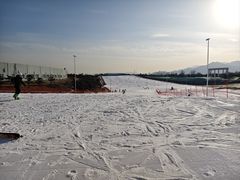 -华彬猛犸滑雪场