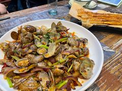 招牌辣炒花甲-鑫正兴东北烧烤(滨湖店)