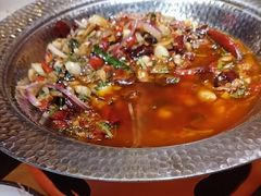 -老滇山寨•云南特色菜•地方菜•民族风情歌舞表演(金碧店)