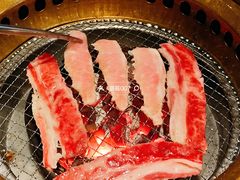 -山川小町·极番烧肉(新地假日广场店)