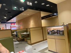 -海底捞火锅(曹安公路店)