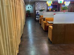 卡座-上岛咖啡(华源四里店)