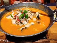 -老滇山寨•云南特色菜•地方菜•民族风情歌舞表演(金碧店)