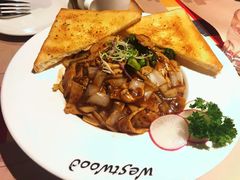 黑椒蘑菇鸡肉意面-遇见西木美式餐厅(体育路店)