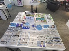 -浮光眼镜·蔡司视觉合作·数字验配中心(陆家嘴店)