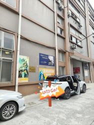 -逝水玩具折扣店