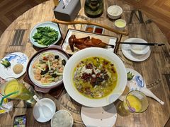 -香山湖家家宴(中山陵店)