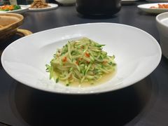 -忆江南·临江鱼馆