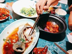 -呷湘厨·鱼汤捞饭·剁椒鱼头·辣椒炒肉(国家会展中心店)