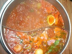 -野山舂·贵州现舂酸汤火锅(鸿通城店)