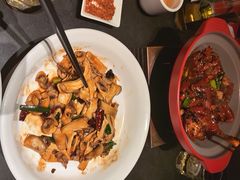 -鸽子侯·家宴·平价海鲜(市图书馆店)