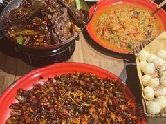-先启半步颠小酒馆(常熟万达广场店)