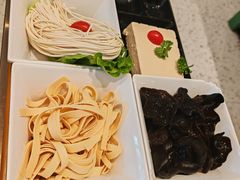 -一席地·本地鸡窝·杭帮鸡火锅(萧山银隆百货店)