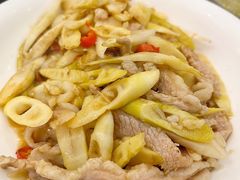 箭笋炒松板猪-台湾小食汇快餐
