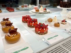 -潮一不贰·法式甜品·生日蛋糕·西式简餐(外滩店)