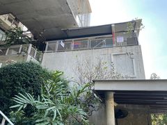 -ROAST coffee & eatery