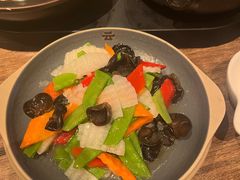 -云海肴·汽锅鸡·云南代表菜(浦江欢乐颂店)