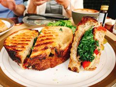 超级牛肉帕尼尼-O'mills Sourdough Bakery&Bistro(永嘉路店)