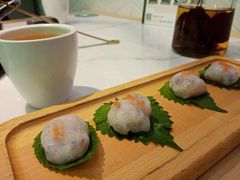 手工鲜虾滑-六少·猪肚包鸡火锅(卓悦INTOWN店)
