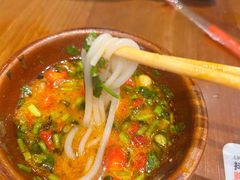 -黔有有贵州酸汤夺夺粉火锅(五味十字店)