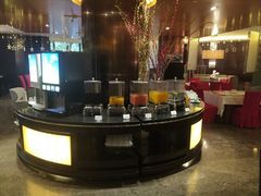 -岷山饭店-芝芝自助餐厅