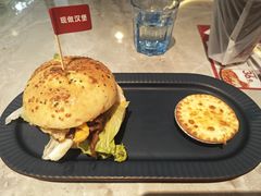 -必胜客(桂林中山店)