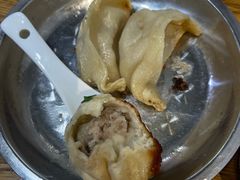 -黄阿姨锅贴大王(万航渡路店)