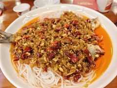 -堂瓦里·33年传统赣菜(第一街区店)