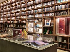 -茑屋书店(天目里店)