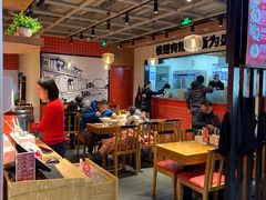 -霸蛮湖南菜·牛肉粉(荣京西街店)
