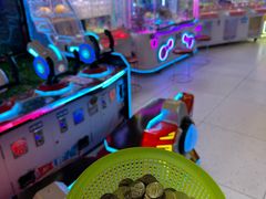 -爱玩嘉年华(龙湖源著天街店)