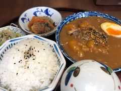 咖喱肥牛定食-肥朵食堂(带梦胡同店)