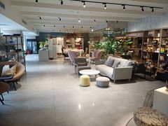 -新华里咖啡书吧(新华书店小寨店)