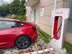 -TESLA 特斯拉(广州天环广场体验店)