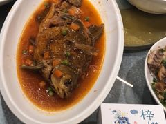 -梓檚中餐厅湖北菜小龙虾武昌鱼排骨藕汤(黄鹤楼店)