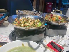 -阿瓦山寨·湘菜现炒·剁椒鱼头王(咸阳总店)