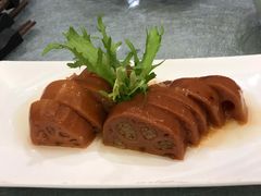 -侬佳蒸菜馆(听潮店)