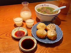 -鑫震源·苏式大虾生煎(山塘街店)