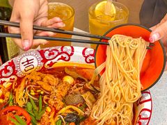 -汤小云火锅米线(钻汇广场店)