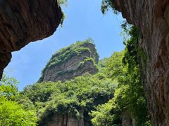 -龙潭大峡谷