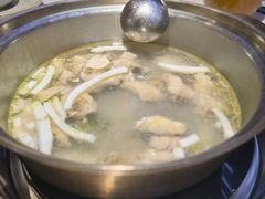 -喃喃椰·糟粕醋·椰子鸡火锅(七堡花园店)