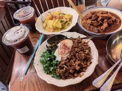 -CowCow其其·牛杂咖啡公司(六运店)