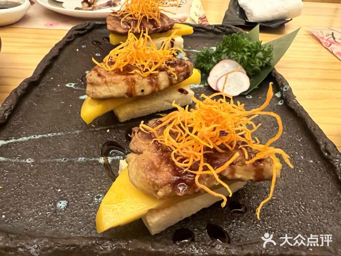 鮨匠·割烹料理(外滩店)鹅肝寿司图片