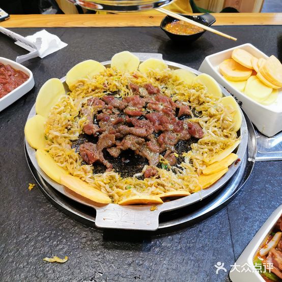 鸿汇源煎涮馆