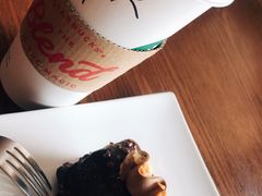 海盐焦糖味坚果蛋糕-星巴克臻选(江门汇悦大融城店)