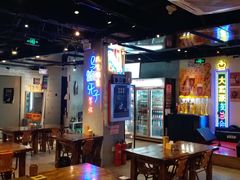 大堂-马路牙子地桌烤肉(工体店)