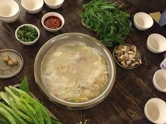 -巴山一绝烤全羊(三圣乡刘家花园店)